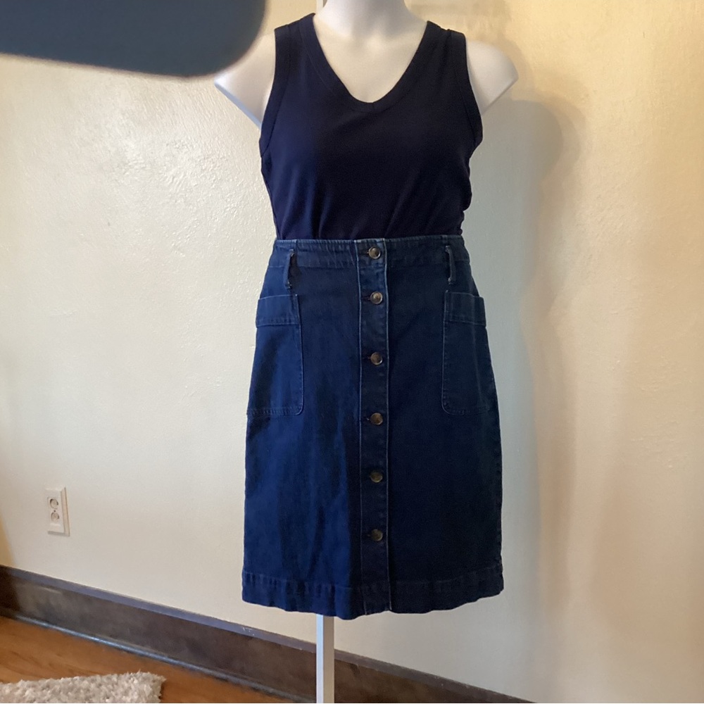Ann Taylor Loft Dark Blue Denim Skirt with Belt Size 6 - Picture 4 of 9